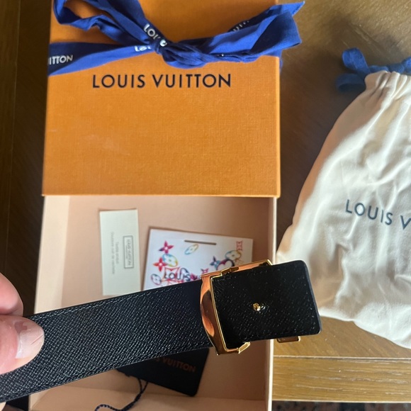 Louis Vuitton belt - Picture 3 of 7